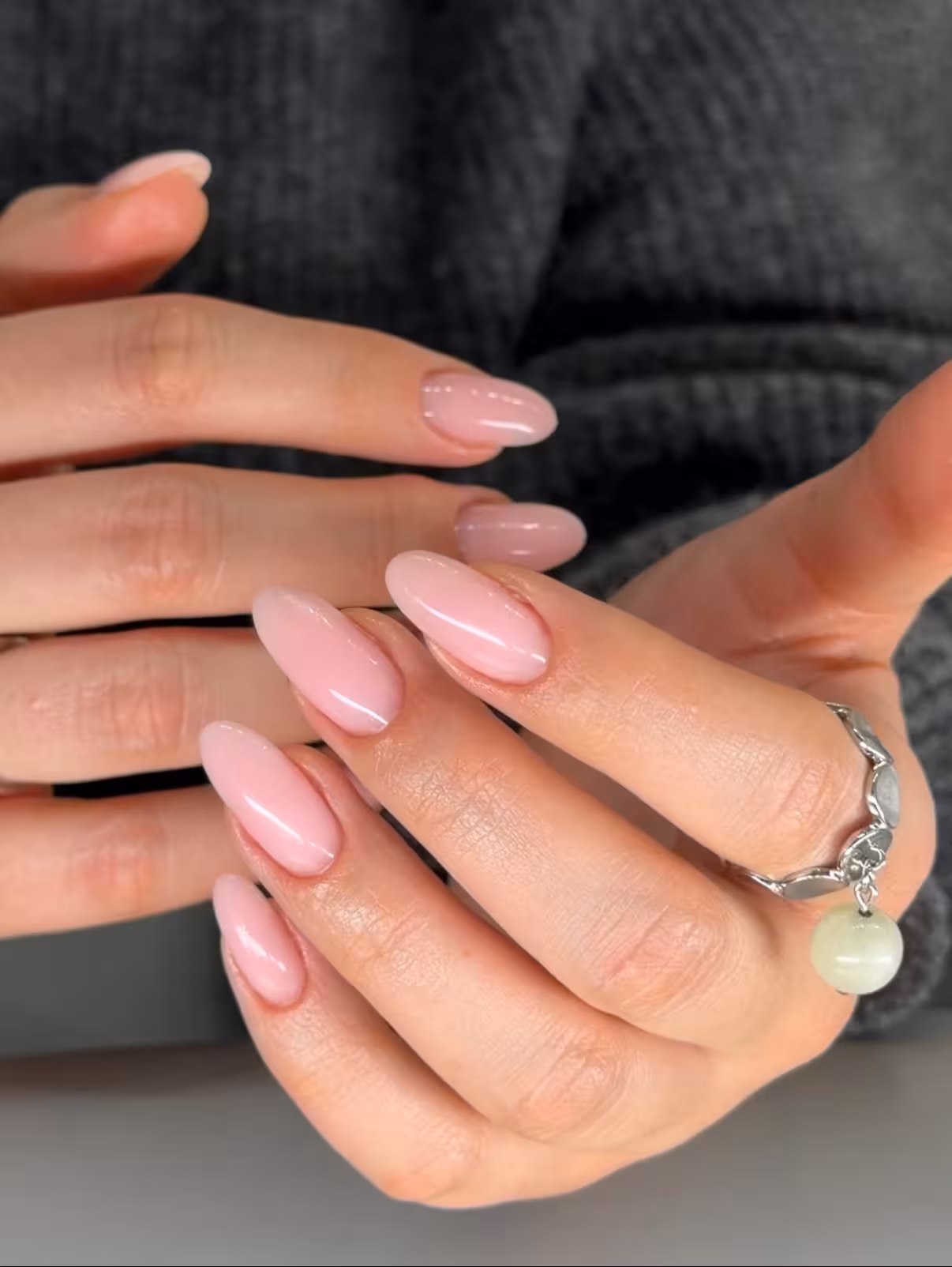 Professionelle Maniküre — MOOD BEAUTY München